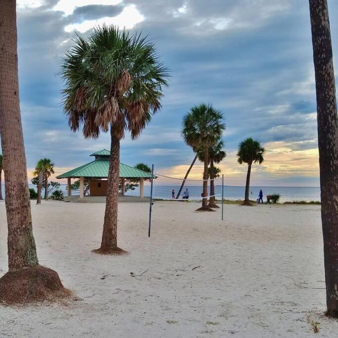 Nature Coast Getaway #1 - Cozy 2 Bedroom Homosassa Kültér fotó